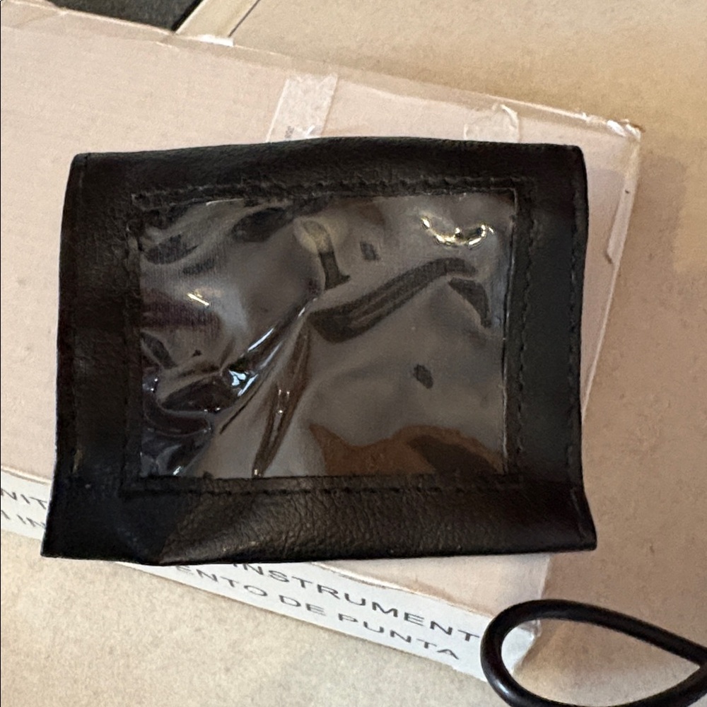 Silver Portable Digital Photo Frame - Picture 2 of 6